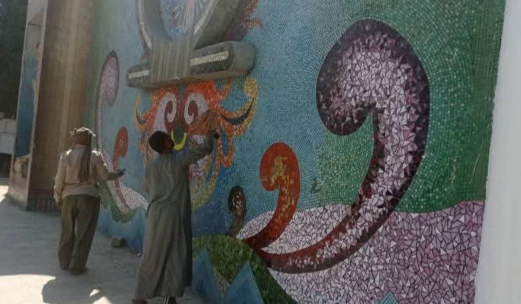 65653232