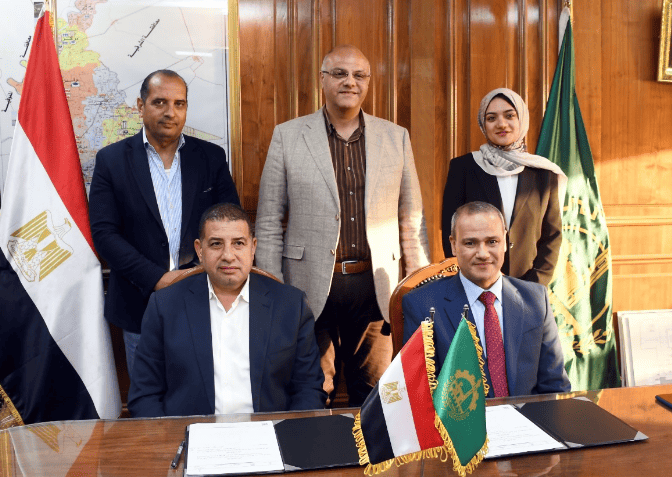 توقيع العقد